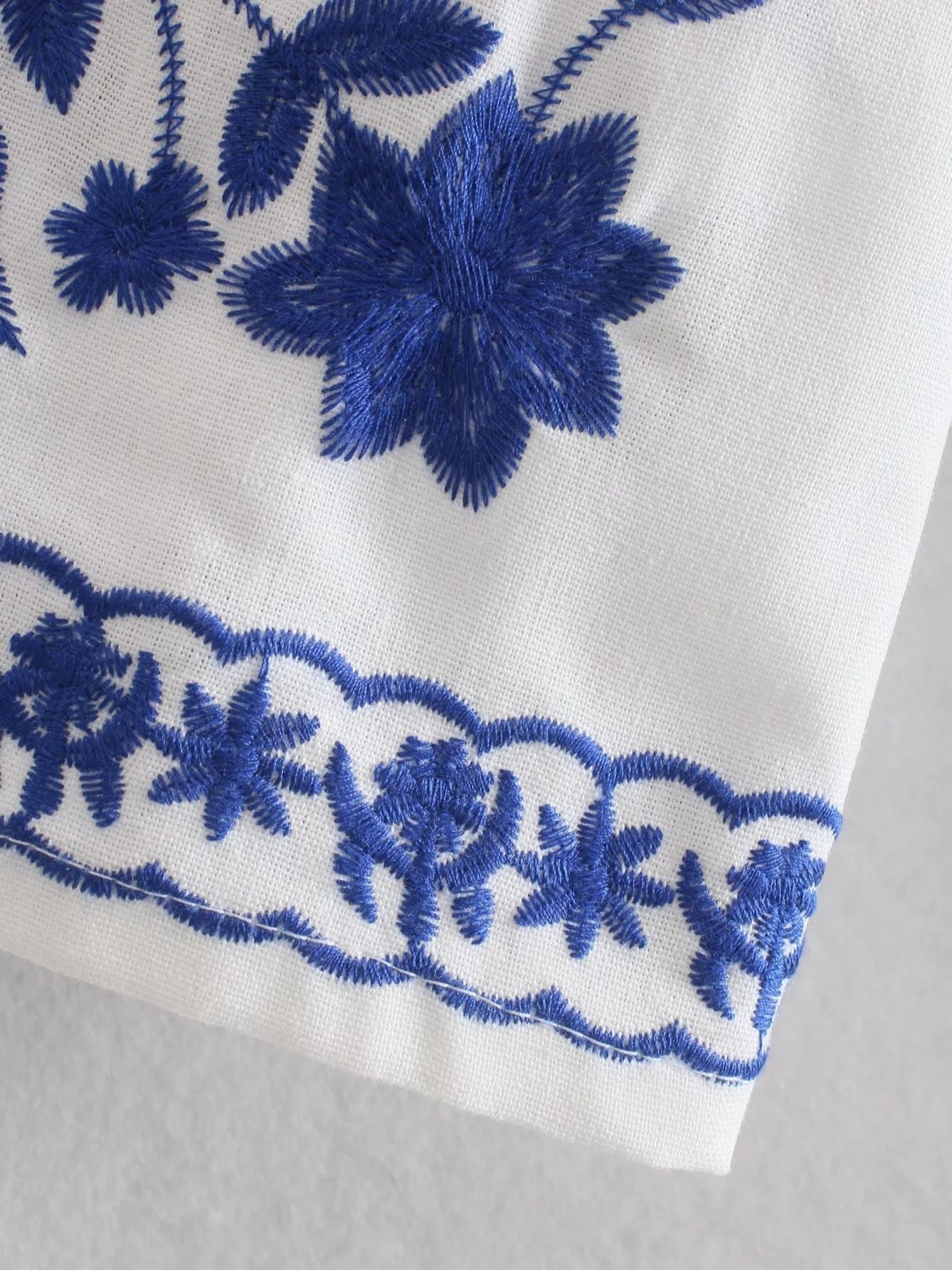 Royal Dutch Flower Inspired Cardigan - Naturenspires