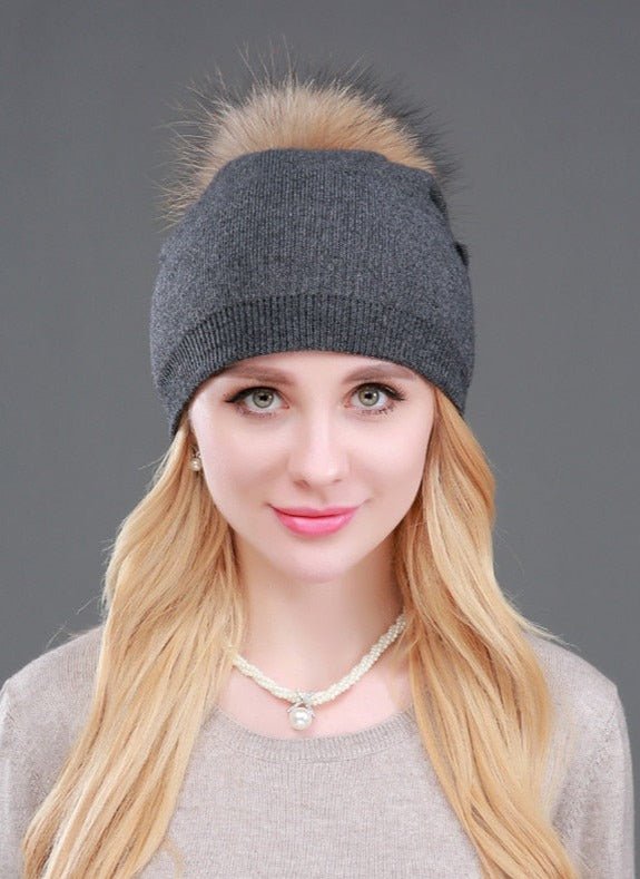 Beanie Hat with Fur Pom Pom - Naturenspires