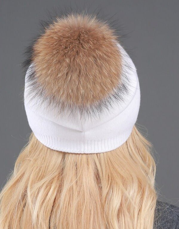 Beanie Hat with Fur Pom Pom - Naturenspires