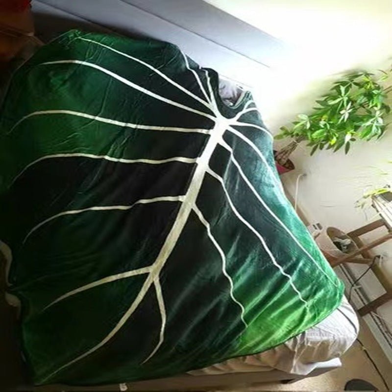 Giant Leaf Throw - Naturenspires